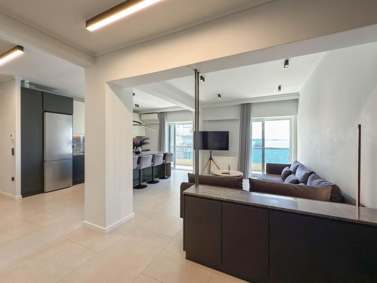 Luxury Sea View Retreat Apartment Tesalonika Bagian luar foto